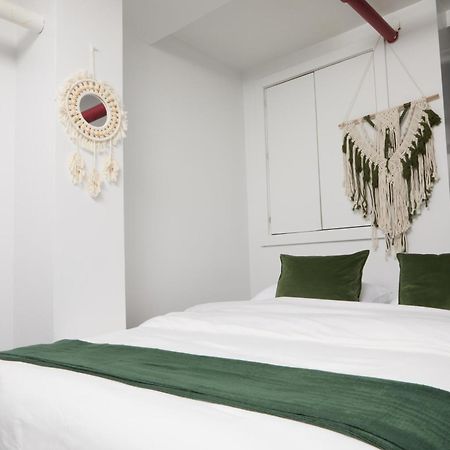 Comfy Guest House In Hell'S Kitchen New York Extérieur photo